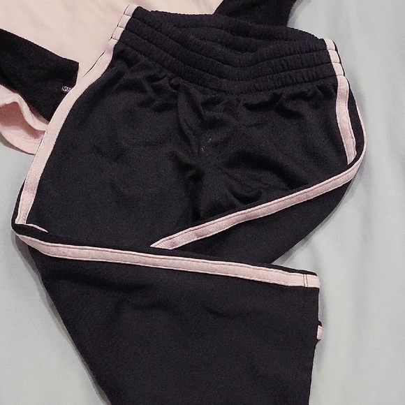 The Children's Place Black and Pink Love Jogger Set - Picture 5 of 5